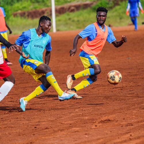 Tsafo Ivans'entrainant avec Sable FC